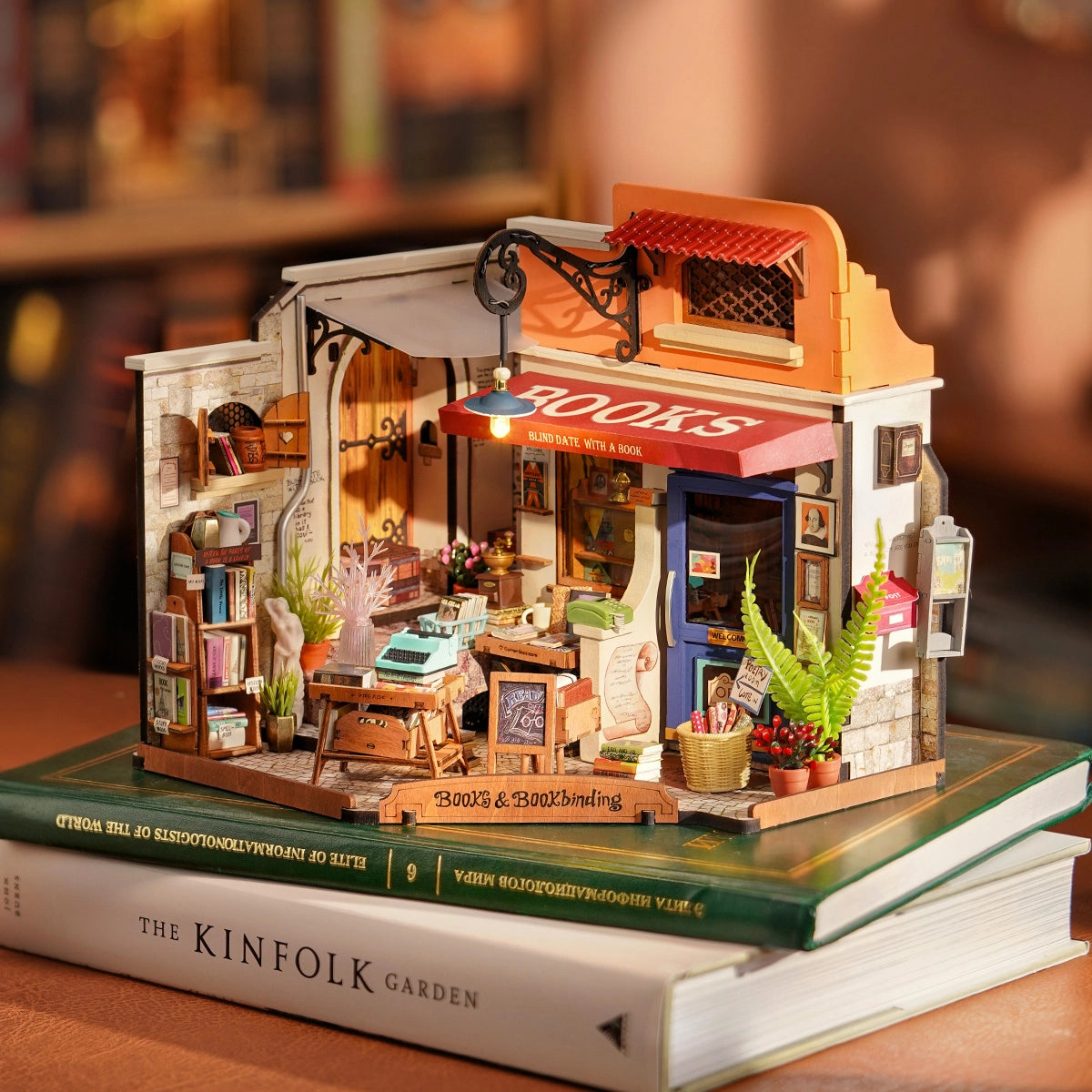 RoLife DIY Miniature House Corner Bookstore