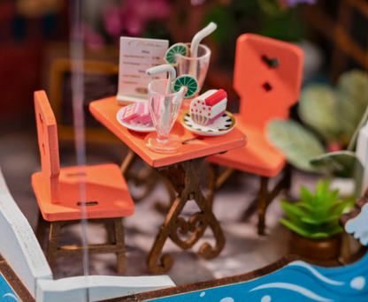 RoLife Sea Holiday Restaurant – DIY Miniature Kit