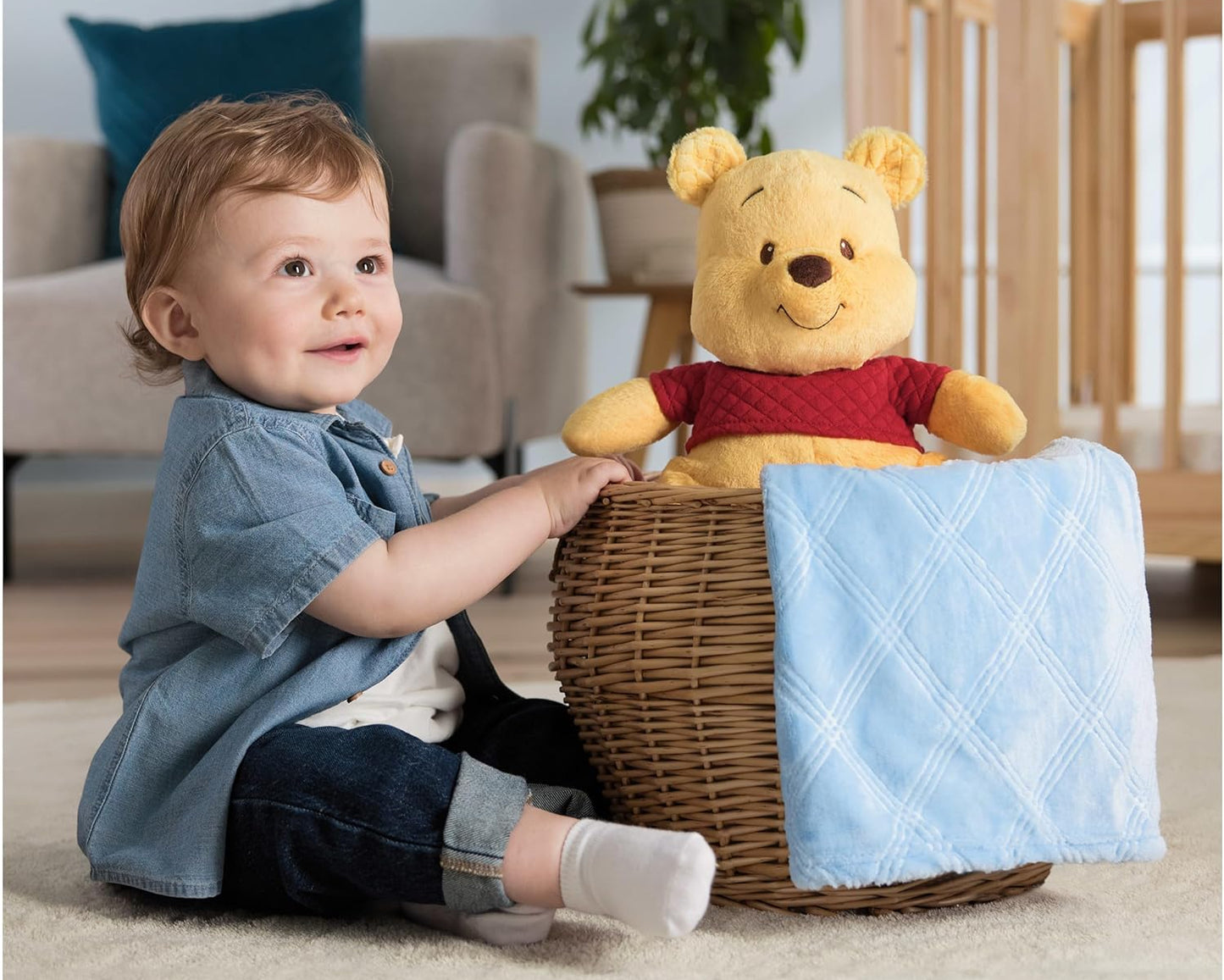 Oh So Snuggly! Winnie the Pooh Plush by GUND