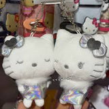 Hello Kitty’s keychain