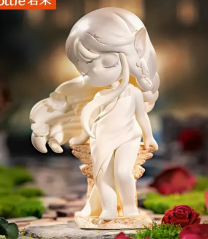 Suri Mystery Castle Blind Box